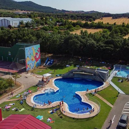 Ayegui Camping Iratxe Ciudad De Vacaciones מראה חיצוני תמונה