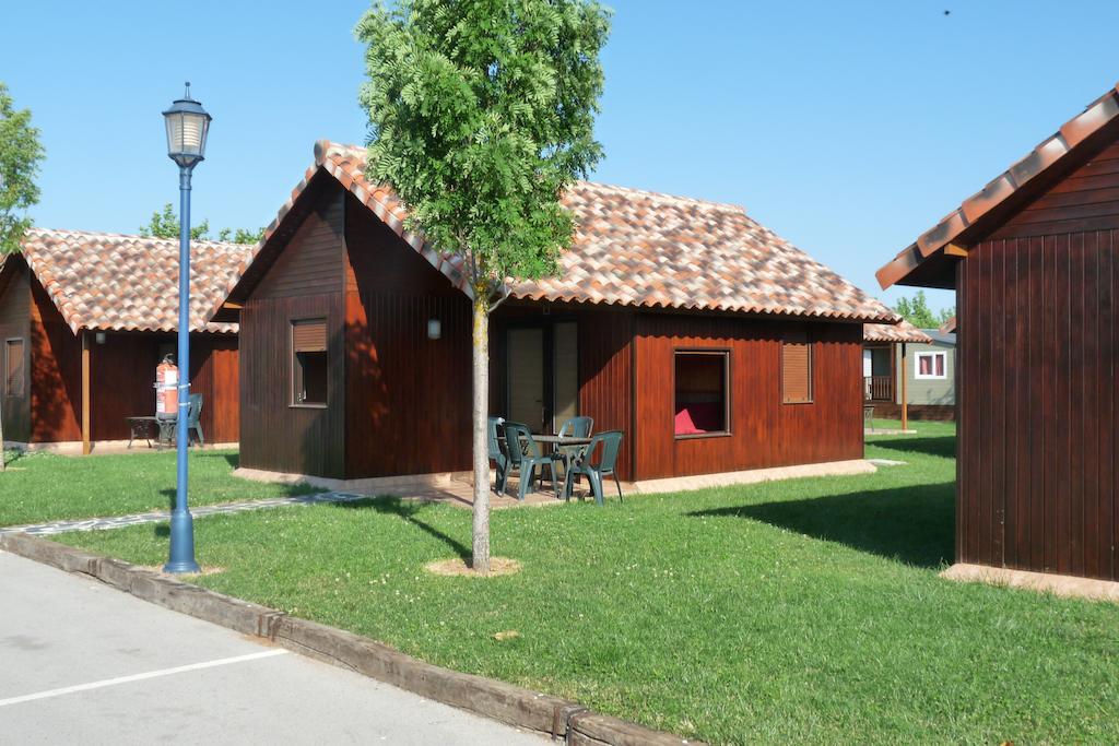 Ayegui Camping Iratxe Ciudad De Vacaciones מראה חיצוני תמונה